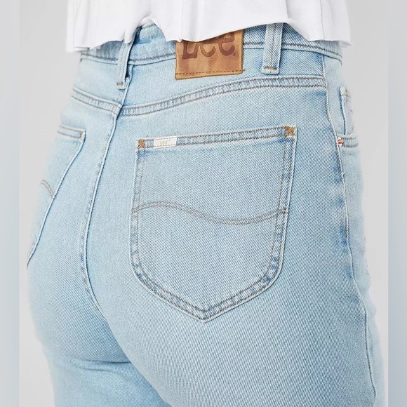 Lee Light Blue High-Rise Flare Jeans 25 - Picture 4 of 15